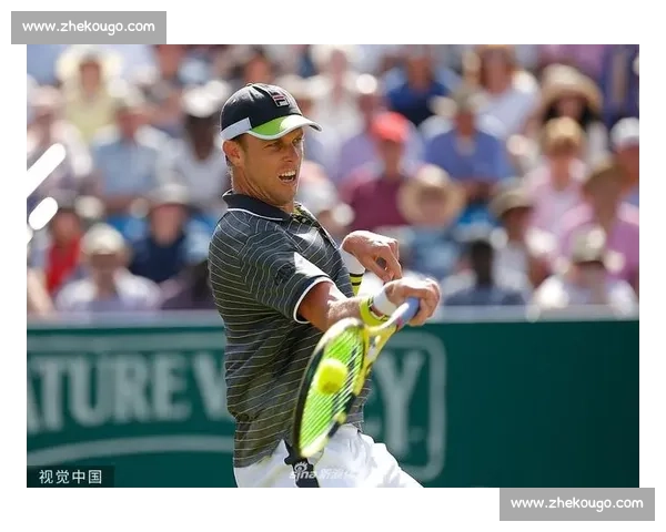 弗里茨伊斯特本四度封王 第十冠里程碑开启草地新章